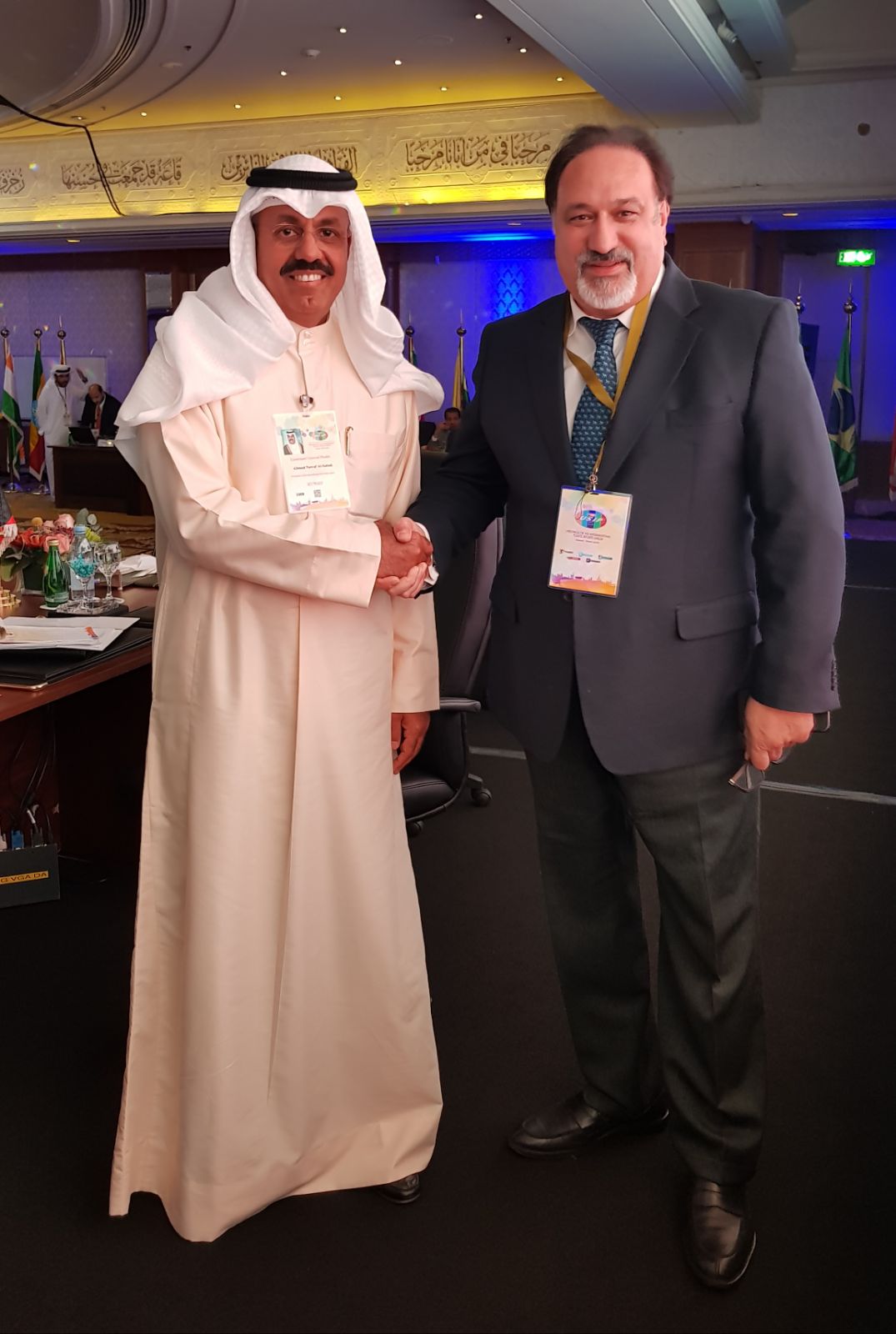 Il Presidente USIP, lo Sceicco Ahmed Nawaf Al-Ahmad Al-Sabah (Casa Reale Kuwait) con il Cav. dott. Antonio Barbato Presidente dell'ASPMI (Associazione Sportiva delle Polizie Municipali d'Italia).