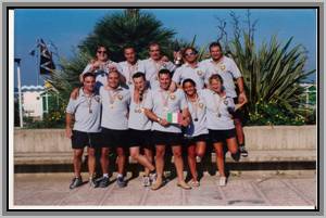 Foto di squadra a Riccione 2002